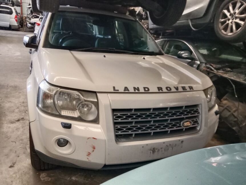 Land Rover Freelander 2 White Wrecking