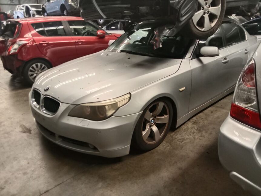 BMW E60 5 Series 530i