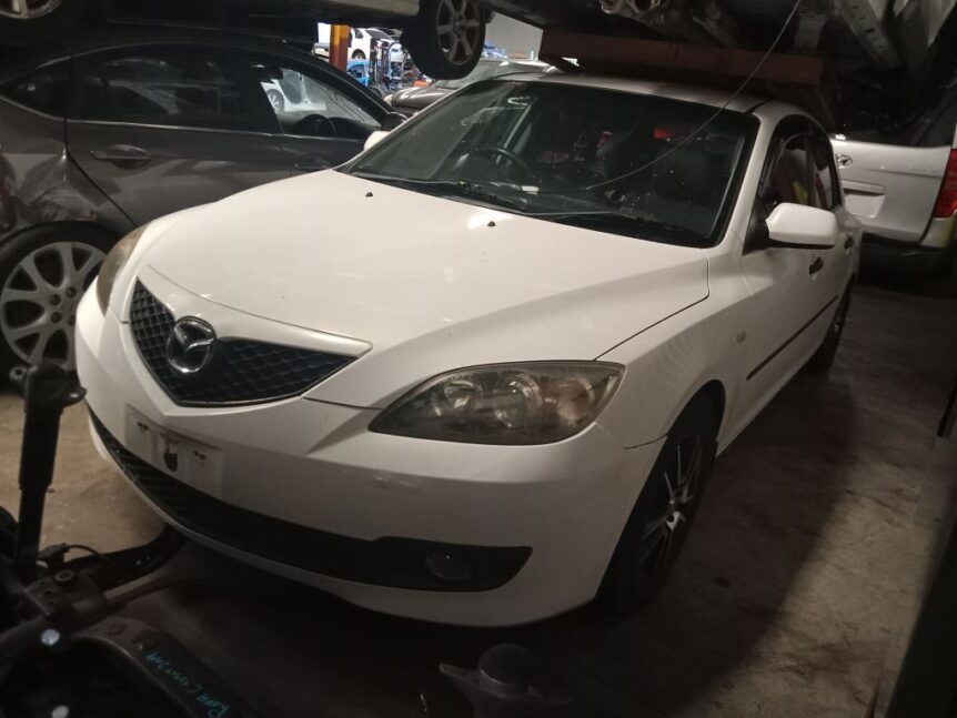 Mazda 3 Hatch 2007 White Wrecking