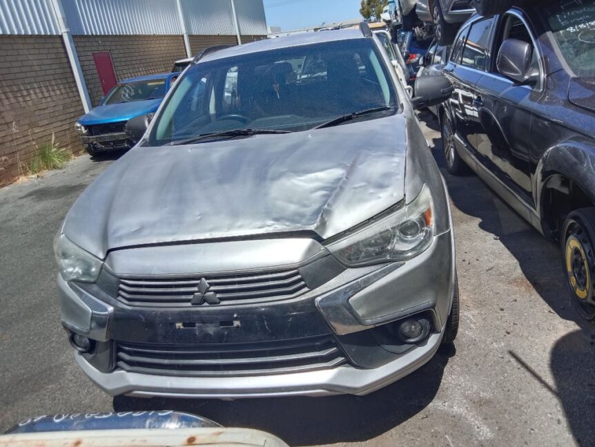 Mitsubishi ASX 2017 Silver Wrecking