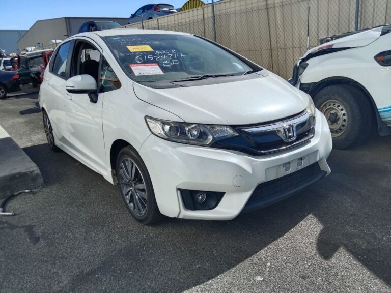 Honda Jazz 2015 wrecking