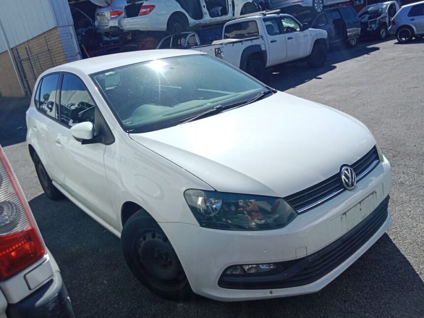 olkswagen Polo TSI, 2015 White Wrecking